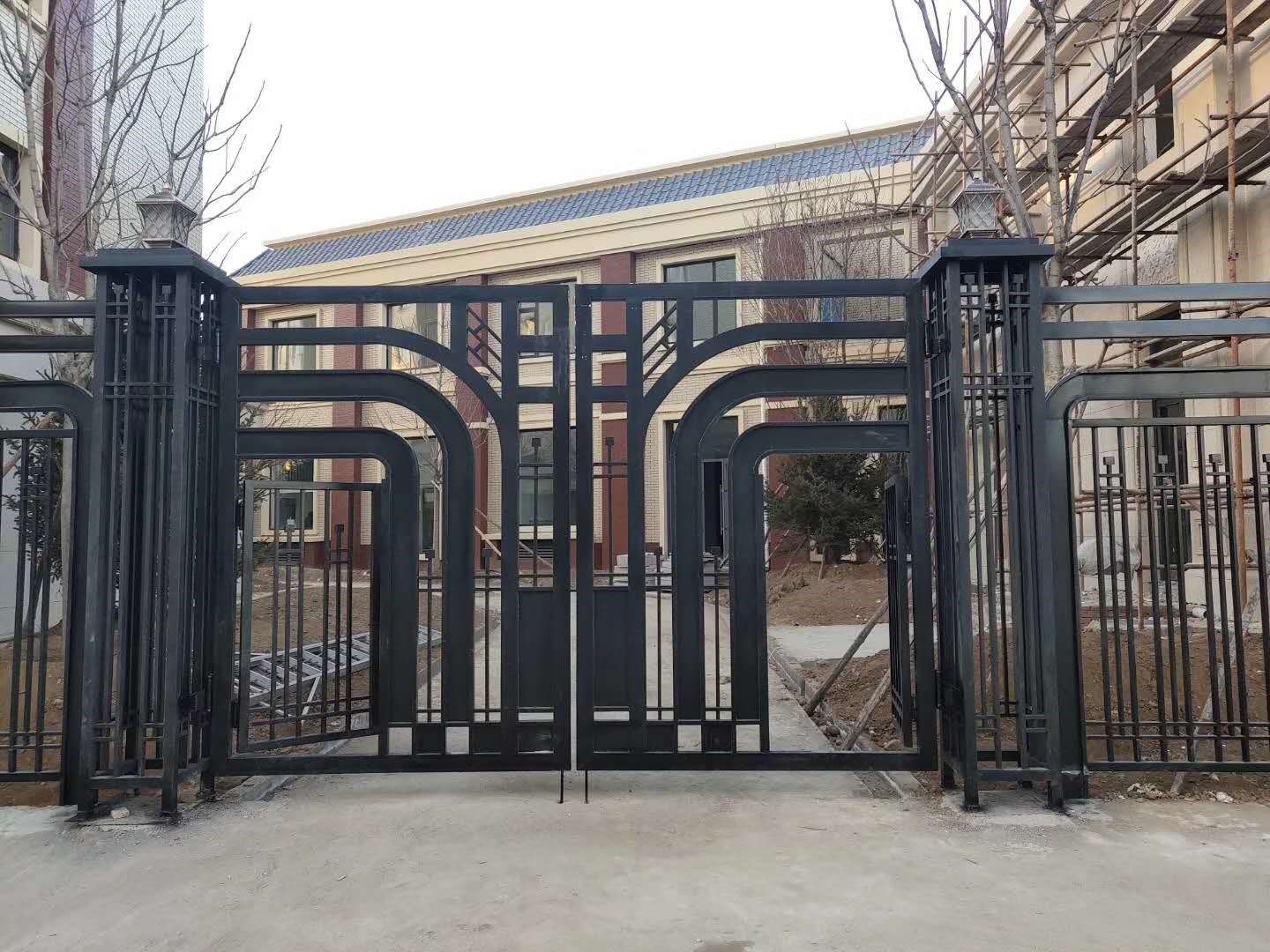 简约铁艺大门
